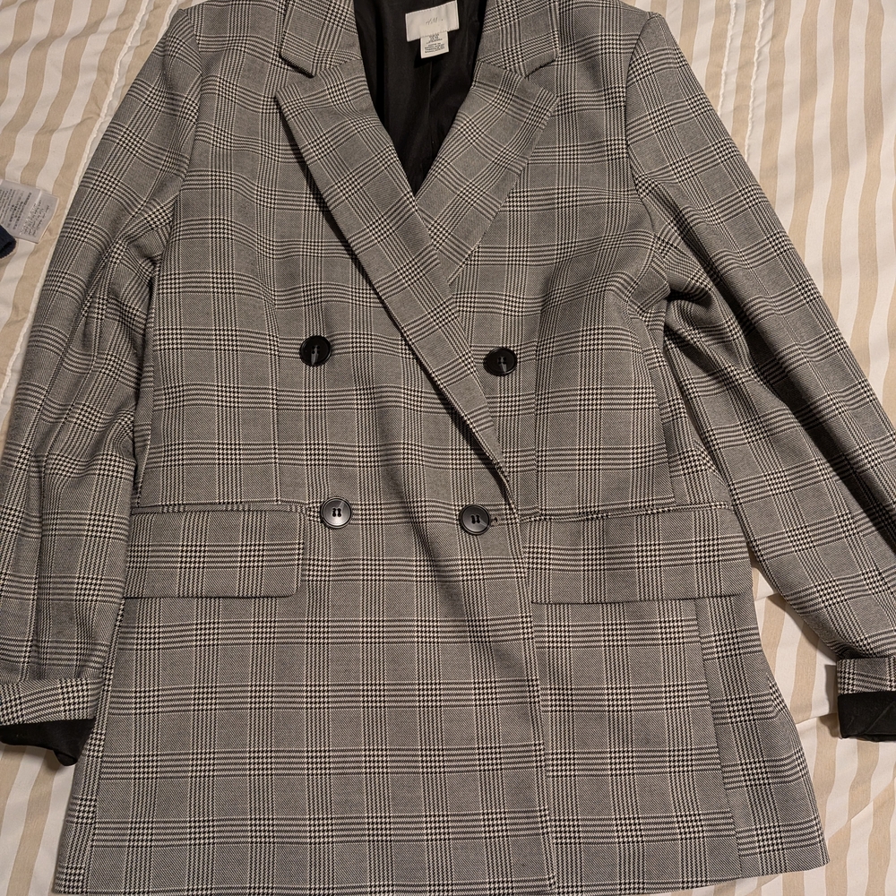 Elegant Gray Plaid Double-Breasted Blazer